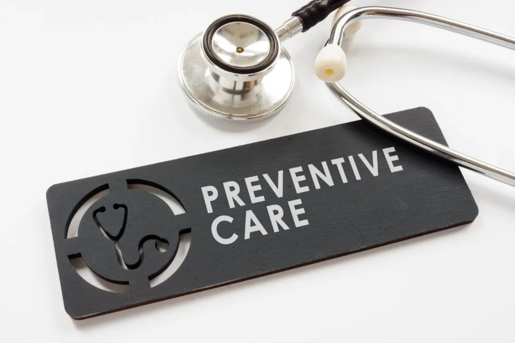 A health plate and stethoscope representing preventive care in health insurance